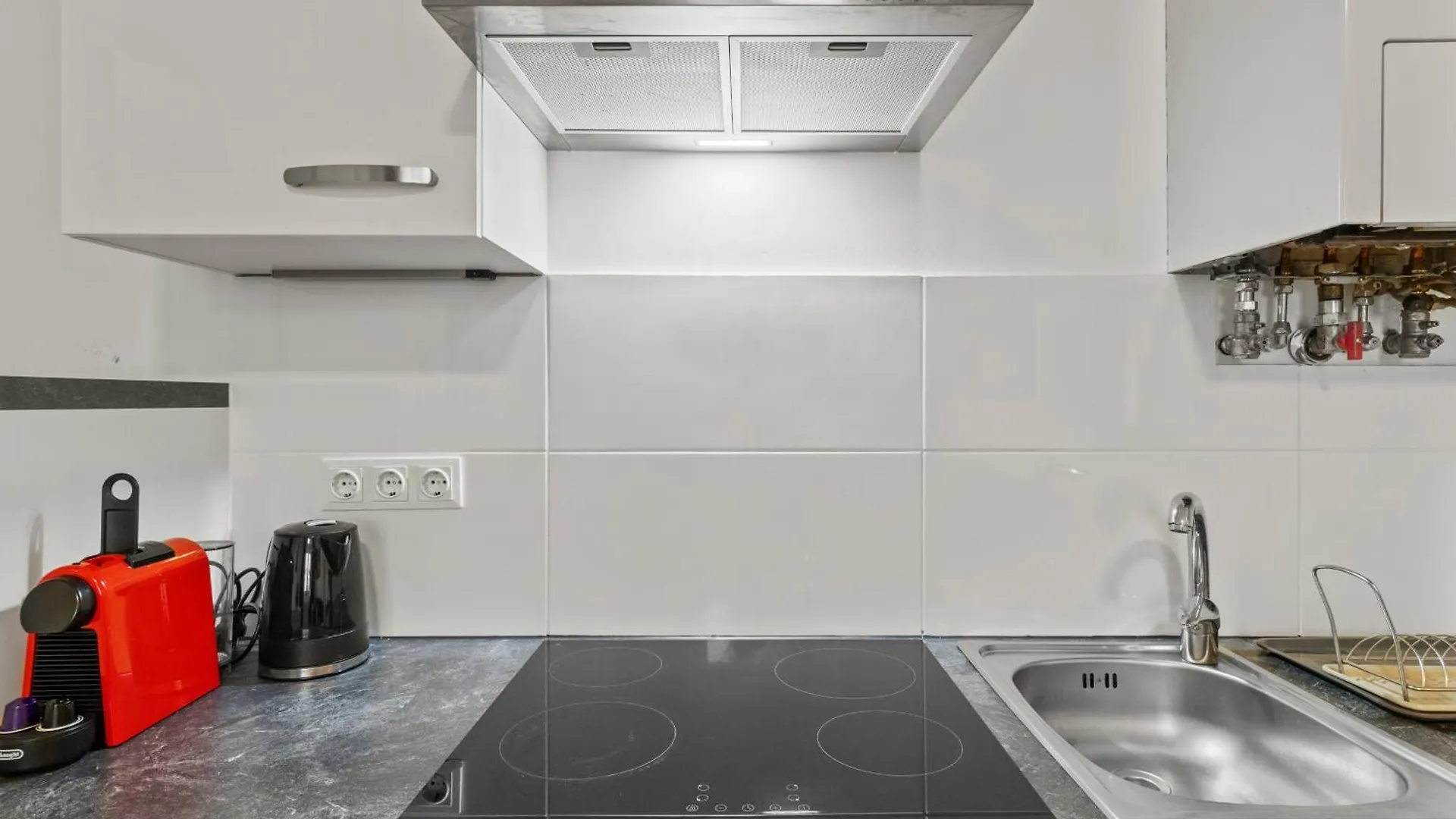 1 Bedroom Garden Apartment Near Schoenbrunn Vienna