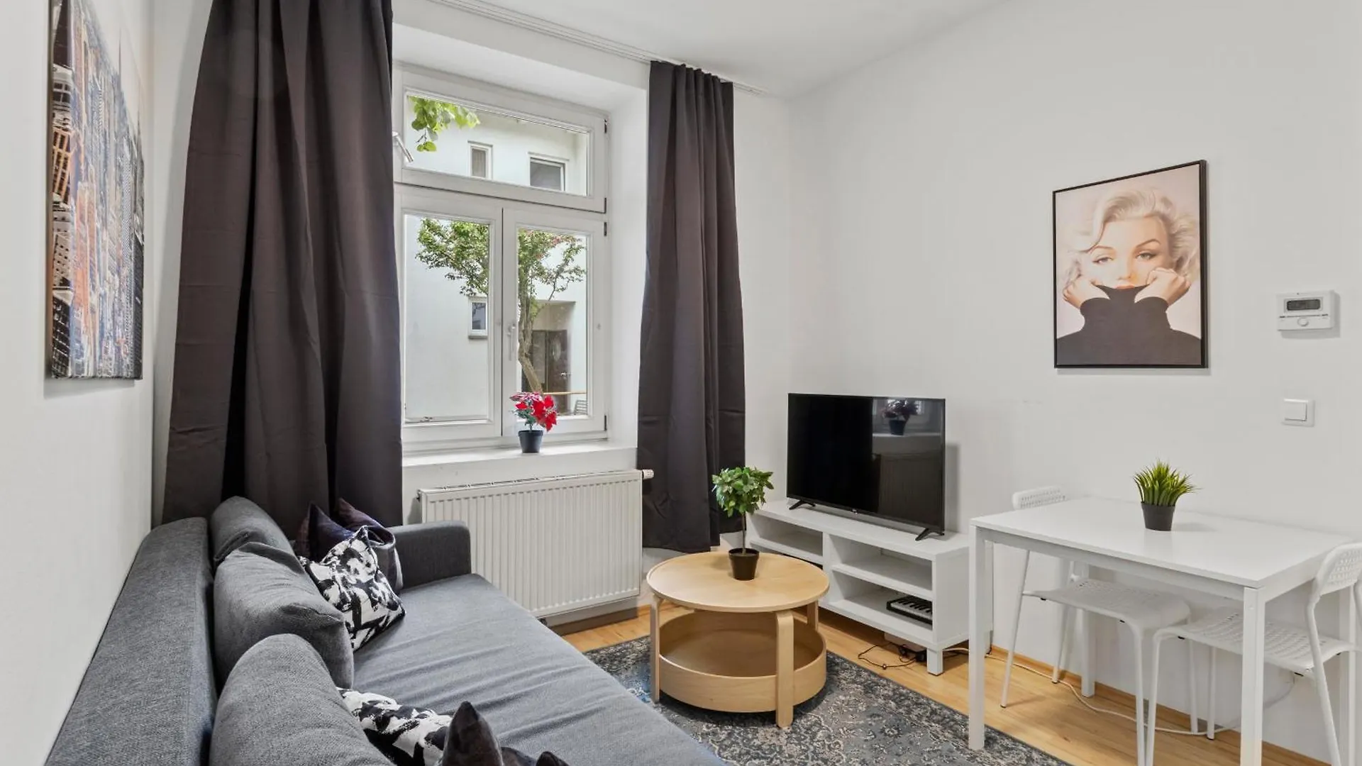 1 Bedroom Garden Apartment Near Schoenbrunn Vienna Austria