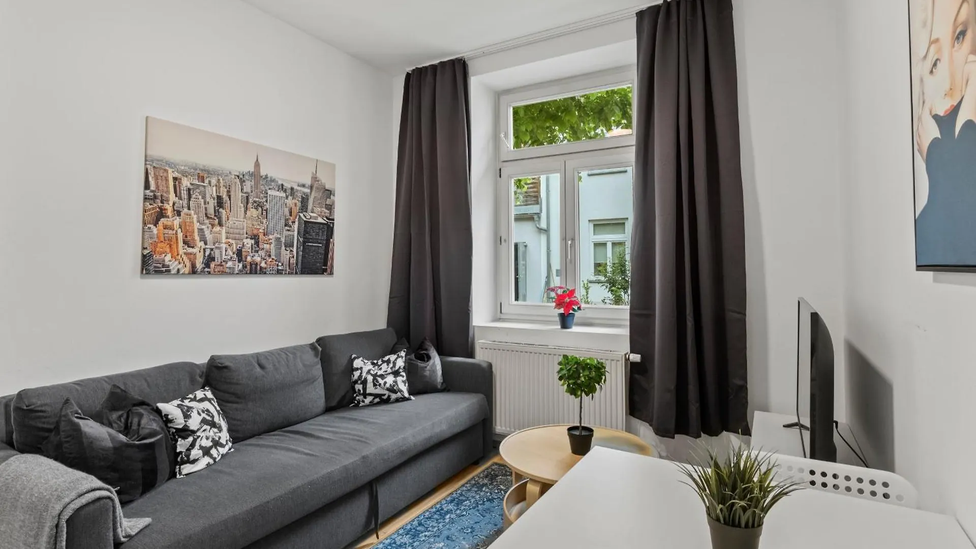 1 Bedroom Garden Apartment Near Schoenbrunn Vienna 0*,  Austria